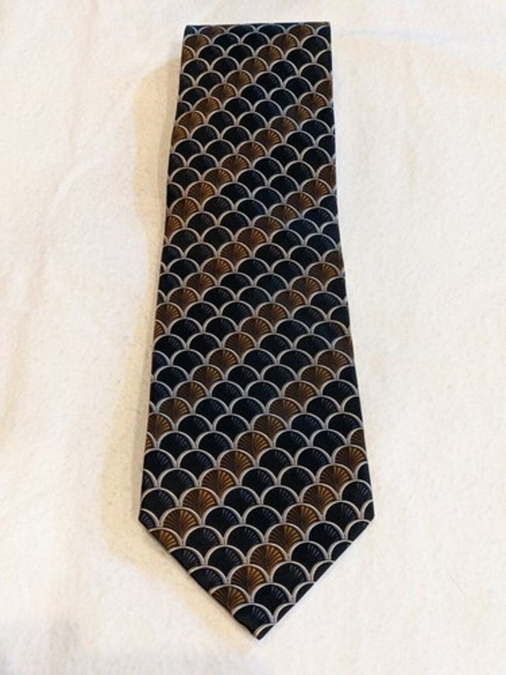 Paul Frederick 100% Italian Silk Tie Scallop Gold & Blue Print Hand Tailored